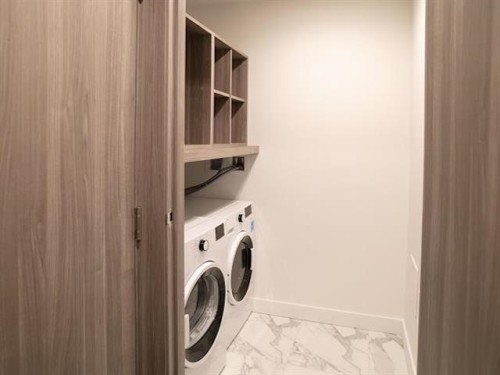 4307-4890 Lougheed Highway, Burnaby, BC 