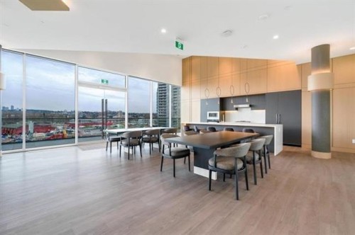 4307-4890 Lougheed Highway, Burnaby, BC 