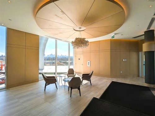 4307-4890 Lougheed Highway, Burnaby, BC 