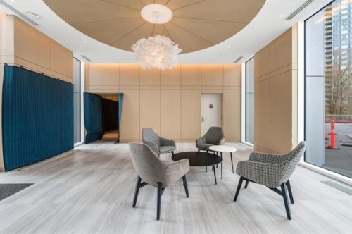 4307-4890 Lougheed Highway, Burnaby, BC 