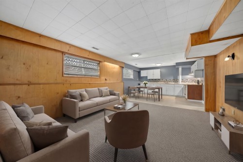 3115 49 Avenue E, Vancouver, BC 