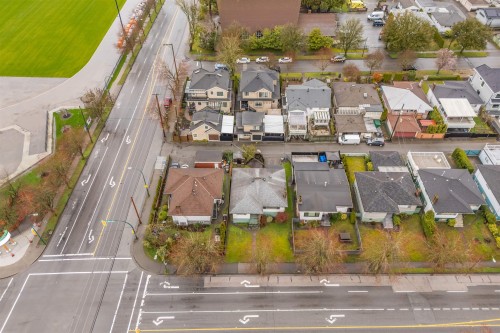 3115 49 Avenue E, Vancouver, BC 