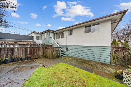 3115 49 Avenue E, Vancouver, BC 