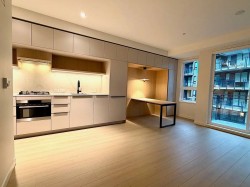 320-125 Albert St Port Moody, BC V3H 0M8