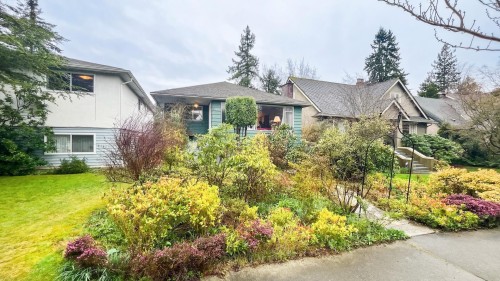 2810 31St Avenue W, Vancouver, BC 