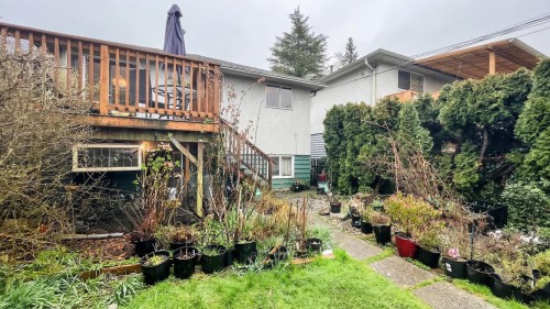 2810 31St Avenue W, Vancouver, BC 