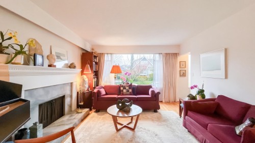 2810 31St Avenue W, Vancouver, BC 