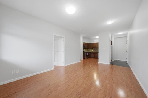 207-22858 Lougheed Highway, Maple Ridge, BC 