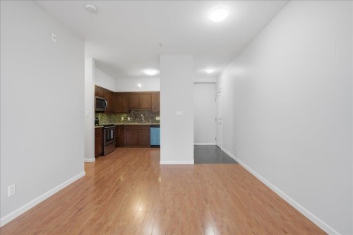 207-22858 Lougheed Highway, Maple Ridge, BC 