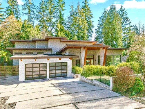 388 Hidhurst Place, West Vancouver, BC 