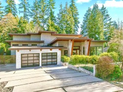 388 Hidhurst Place  West Vancouver, BC V7S 1K1