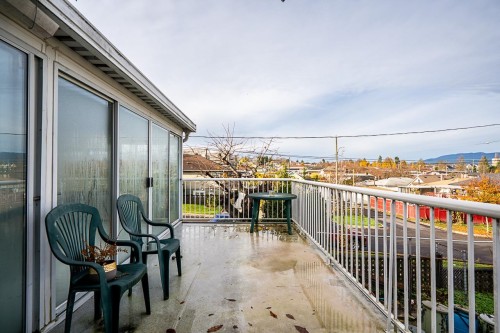 3205 3Rd Avenue E, Vancouver, BC 