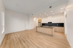 602-645 Como Lake Avenue  Coquitlam, BC V3J 0N9