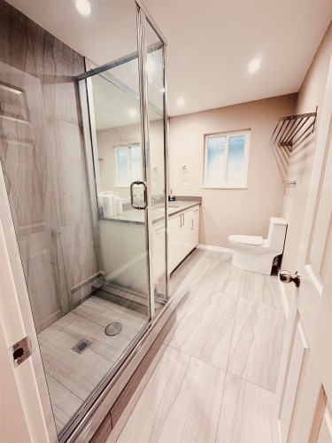 4882 Moss Street, Vancouver, BC 