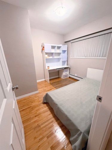 4882 Moss Street, Vancouver, BC 