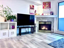 607-6611 Cooney Road  Richmond, BC V6Y 4C5