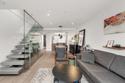 147 St. Patricks Avenue  North Vancouver, BC V7L 0E7