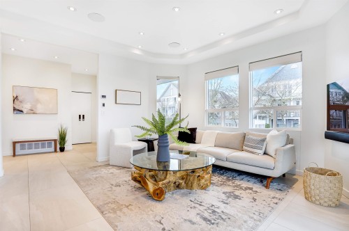 6371 London Road, Richmond, BC 