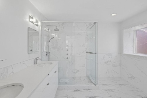 2709 37Th Avenue W, Vancouver, BC 