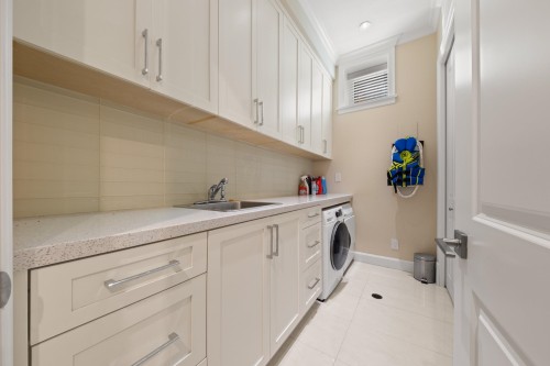 3676 28Th Avenue W, Vancouver, BC 