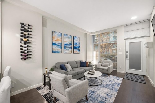 66 1St Avenue W, Vancouver, BC 