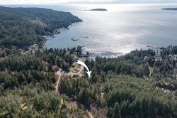 9168 Sunshine Coast Highway Halfmoon Bay, BC V7Z 1E9