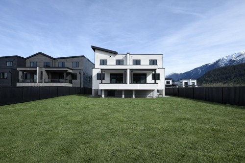1006 Phare Crescent, Pemberton, BC 