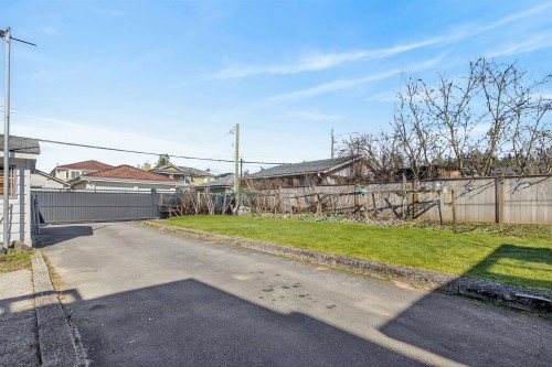 3571 46Th Avenue E, Vancouver, BC 