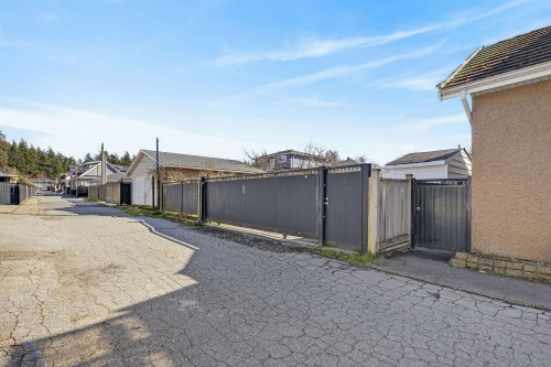 3571 46Th Avenue E, Vancouver, BC 