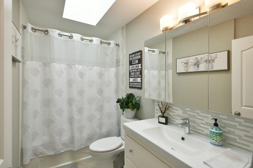 503 Eaglecrest Drive, Gibsons, BC 