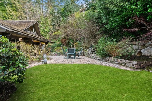 6035 Eagleridge Drive, West Vancouver, BC 