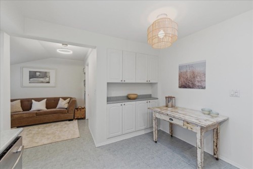 2232 14Th Avenue W, Vancouver, BC 