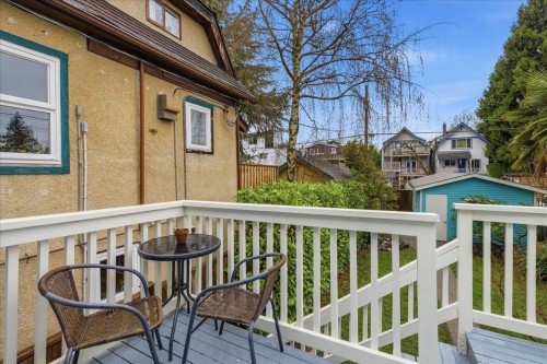 2232 14Th Avenue W, Vancouver, BC 