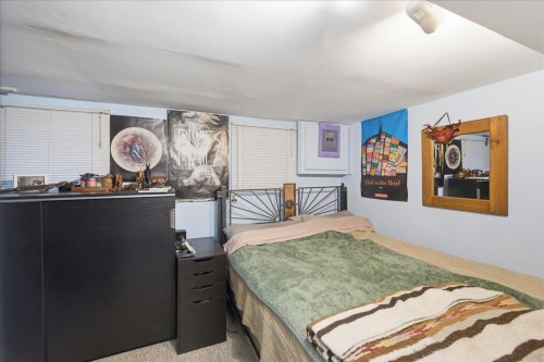 2232 14Th Avenue W, Vancouver, BC 