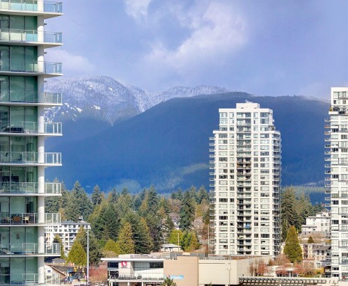 1710-652 Whiting Way  Coquitlam, BC V3J 0K3