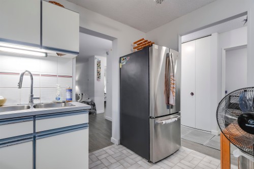 402-2024 Fullerton Avenue, North Vancouver, BC 