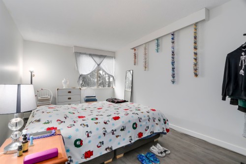 402-2024 Fullerton Avenue, North Vancouver, BC 