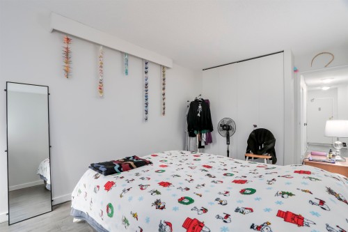 402-2024 Fullerton Avenue, North Vancouver, BC 