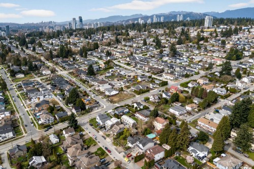 1114 Hachey Avenue, Coquitlam, BC 