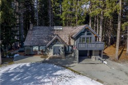 6725 Crabapple Drive Whistler, BC V8E 0C5