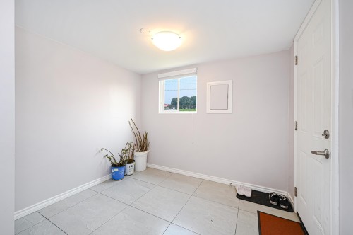 1818 Fraser Avenue, Port Coquitlam, BC 