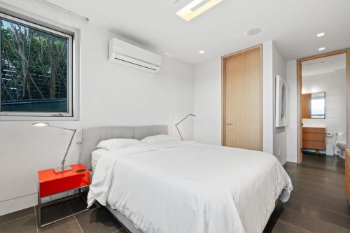 2705 30Th Avenue W, Vancouver, BC 