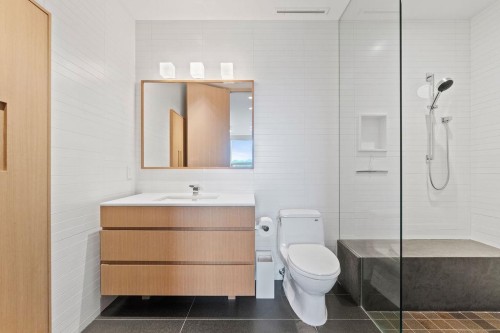 2705 30Th Avenue W, Vancouver, BC 