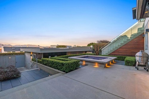 2705 30Th Avenue W, Vancouver, BC 