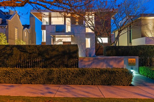 2705 30Th Avenue W, Vancouver, BC 