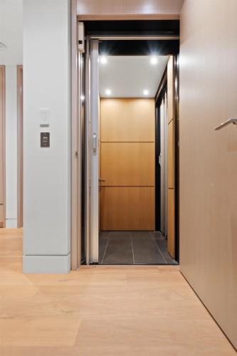 2705 30Th Avenue W, Vancouver, BC 