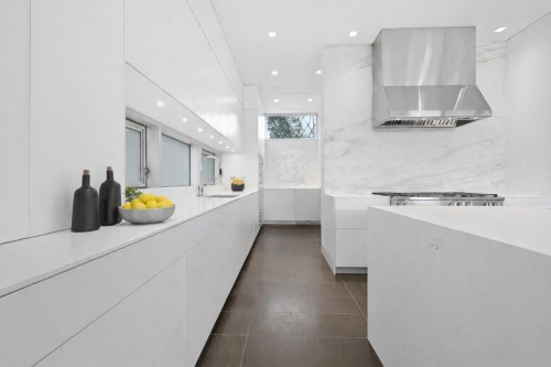 2705 30Th Avenue W, Vancouver, BC 