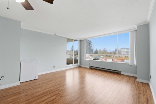 202-11980 222 Street  Maple Ridge, BC V2X 0L8