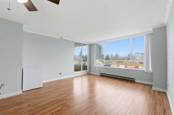 202-11980 222 Street Maple Ridge, BC V2X 0L8