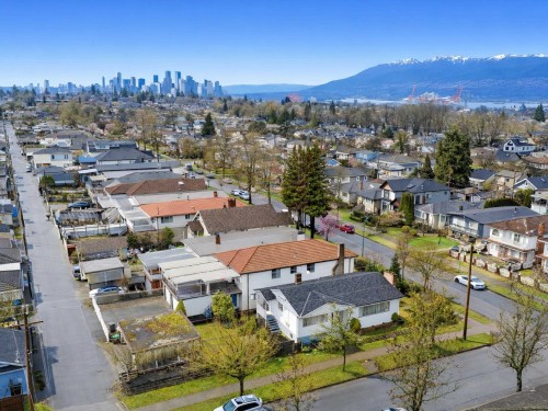 1415 Kaslo Street, Vancouver, BC 